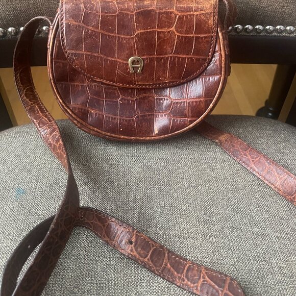 Aigner Dark Brown Croc Embossed Leather Logo Flap Crossbody Bag - Picture 2 of 8
